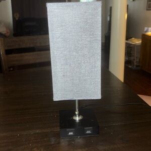 working lamp with light and plug in-s.